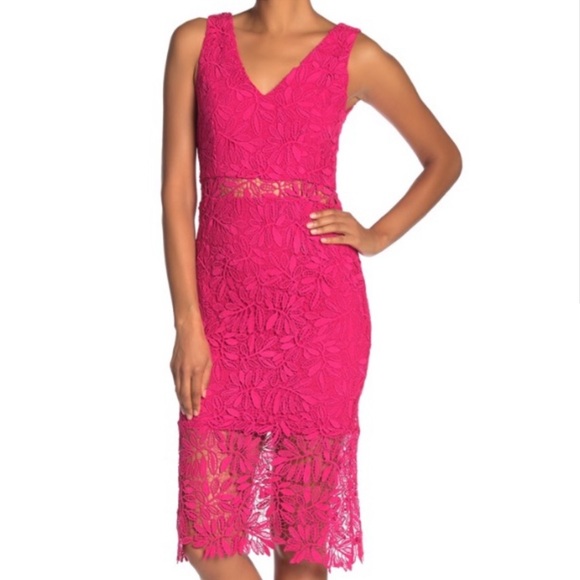 NSR Dresses & Skirts - NWOT NSR Primm V-Neck Fushia Lace Dress